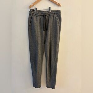 Aritzia TNA Heathered Grey Women’s Sweatpants Joggers, Cotton, Size Small, EUC